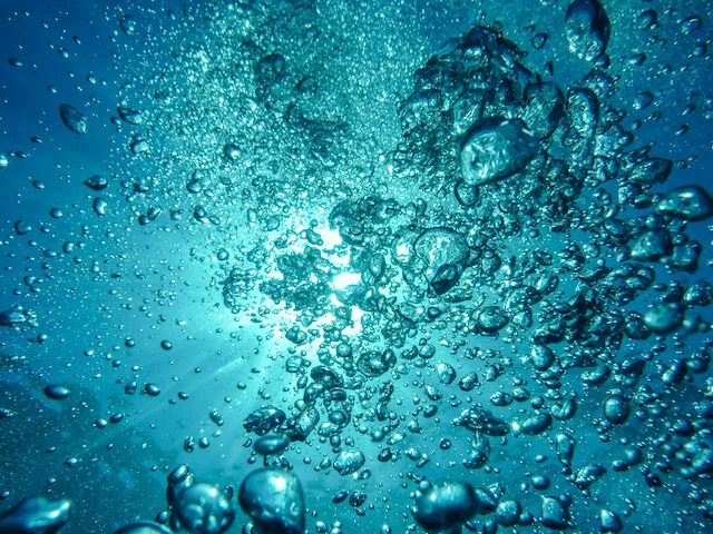 This example transforms a BMP image of water bubbles into a static GIF animation. Since the input BMP format is uncompressed but the output GIF format is quantized and limited to 256 colors, the resulting output image is almost 4 times smaller in size compared to the input image. (Source: Pexels.)