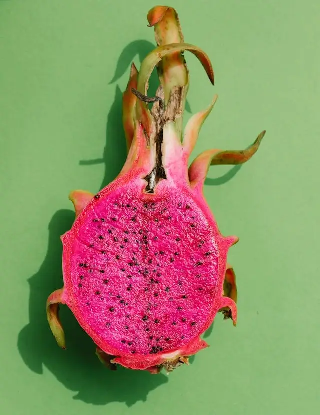 In this example, we load a WebP image of a dragon fruit and extract the color of a single pixel in it. We set the extraction radius to 1px and select the pixel from the edible part of the fruit at coordinates x=362 and y=536. As a result, we get the color DeepPink with the hex code #f02782. (Source: Pexels.)